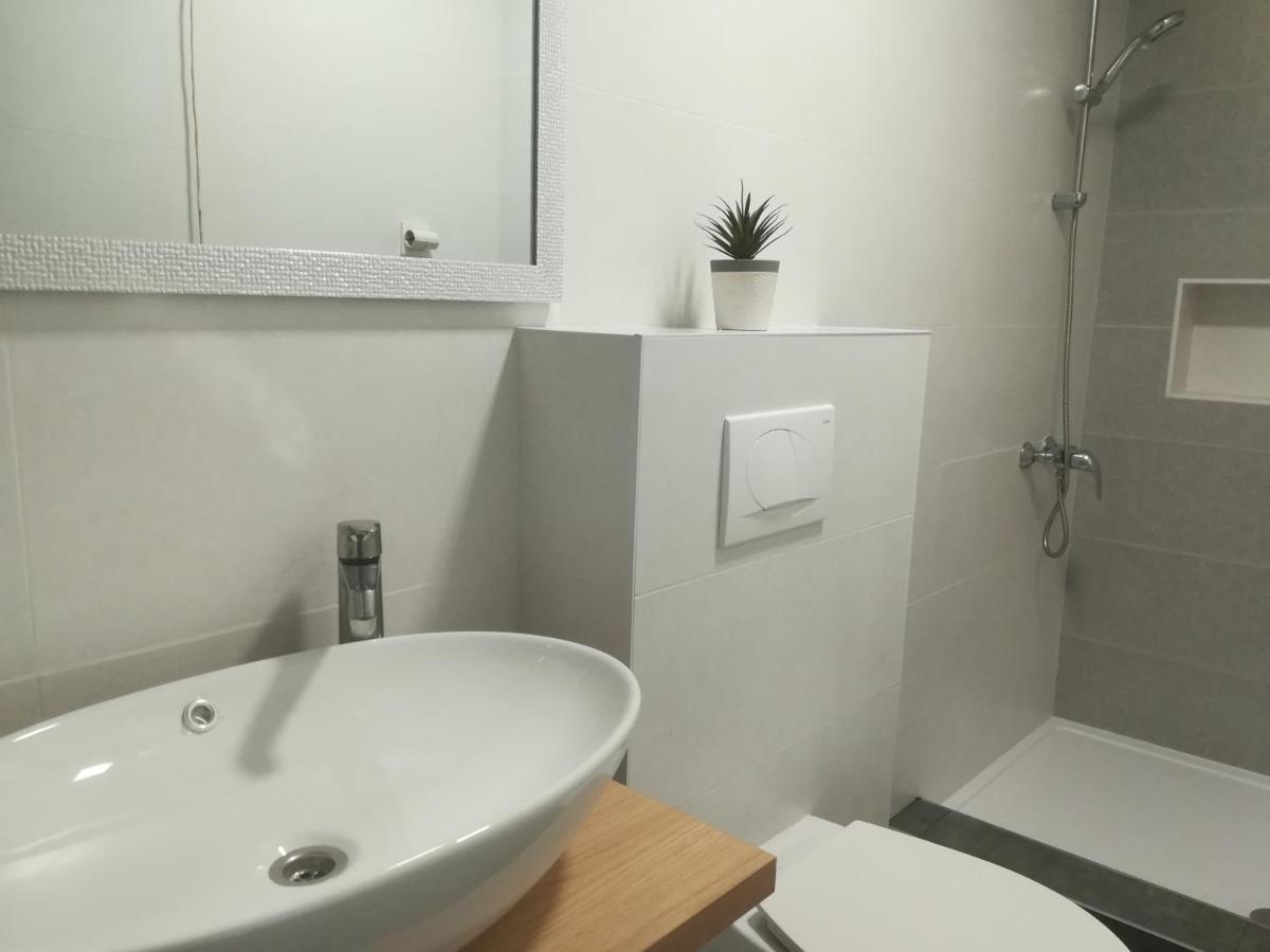 Apartmani HERMES Jadrija Buitenkant foto